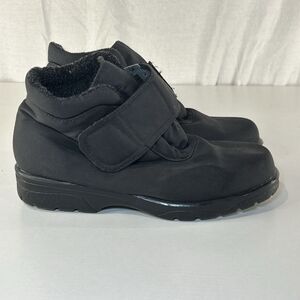 Toe Warmers lined Snow Boots Size 8.5 W Black Women's Canada